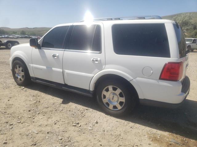 5LMFU285X5LJ02429 - 2005 LINCOLN NAVIGATOR თეთრი ფოტო 2