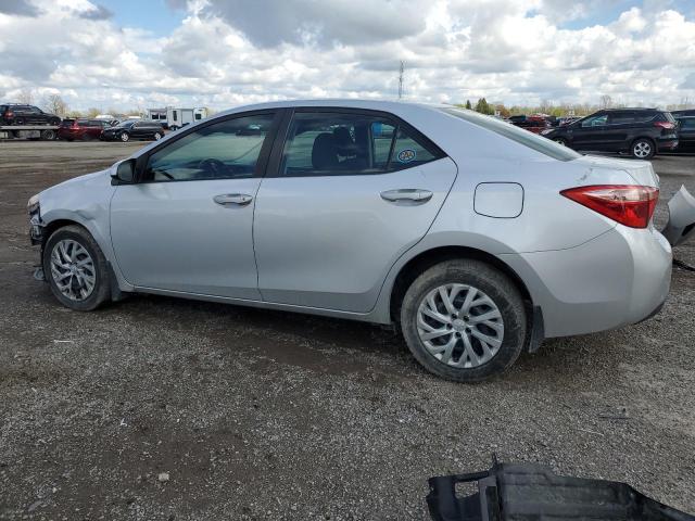 2T1BURHE7JC036373 - 2018 TOYOTA COROLLA L ვერცხლისფერი ფოტო 2