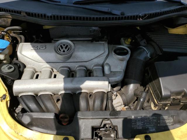 3VWPW3AG0AM017368 - 2010 VOLKSWAGEN NEW BEETLE YELLOW photo 11