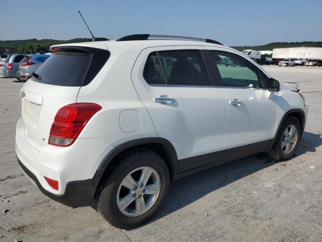 KL7CJLSB3JB509495 - 2018 CHEVROLET TRAX 1LT WHITE photo 3