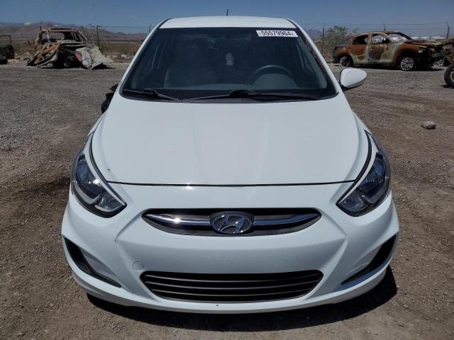 KMHCT4AE3GU062870 - 2016 HYUNDAI ACCENT SE WHITE photo 5