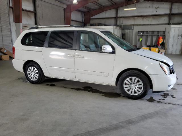 KNDMG4C74C6486889 - 2012 KIA SEDONA LX WHITE photo 4