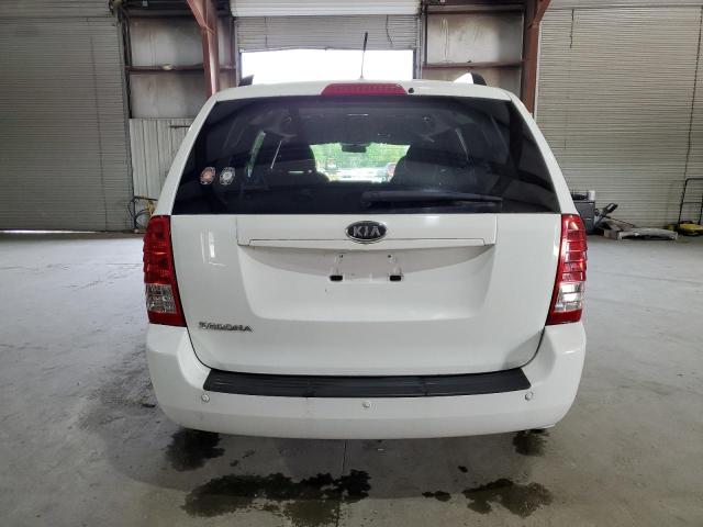 KNDMG4C74C6486889 - 2012 KIA SEDONA LX WHITE photo 6