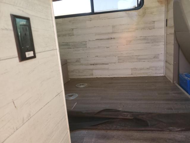 1GBJG31U971212374 - 2008 COACH RV SILVER photo 11