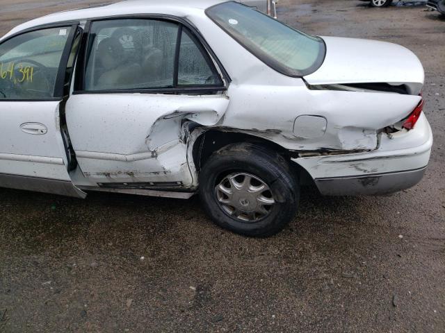 2G4WF5217X1628787 - 1999 BUICK REGAL GS Ақ фото 9