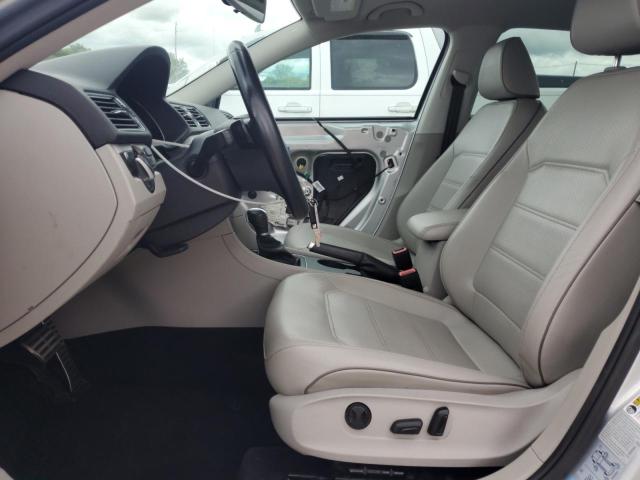 1VWDT7A36HC052606 - 2017 VOLKSWAGEN PASSAT R-LINE Արծաթագույն լուսանկար 7