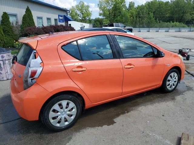 JTDKDTB37D1034510 - 2013 TOYOTA PRIUS C ORANGE photo 3