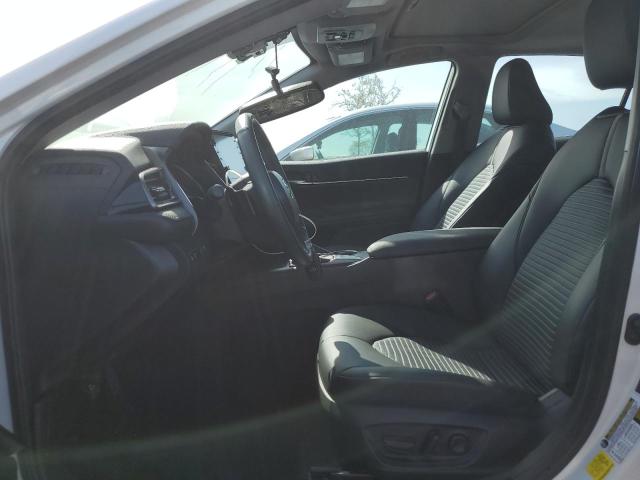 4T1S11AK2RU217532 - 2024 TOYOTA CAMRY SE NIGHT SHADE WHITE photo 7