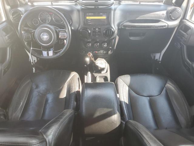 1C4HJWEG8EL257437 - 2014 JEEP WRANGLER U SAHARA 白色 照片 8