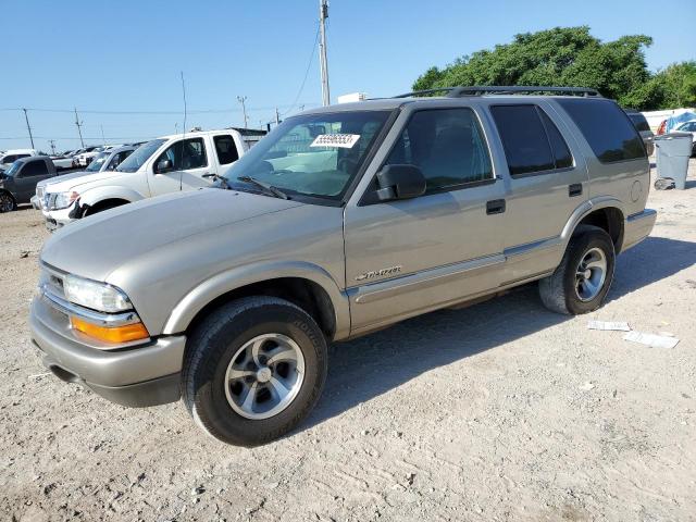 1GNCS13W22K175751 - 2002 CHEVROLET BLAZER TAN photo 1