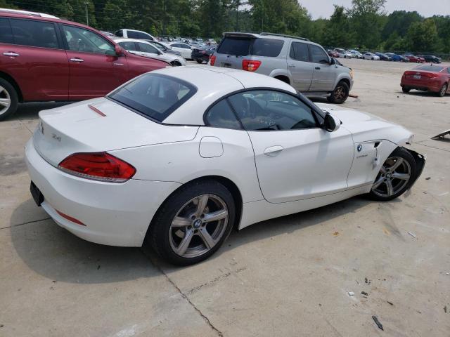 WBALM5C55AE162262 - 2010 BMW Z4 SDRIVE30I WHITE photo 3