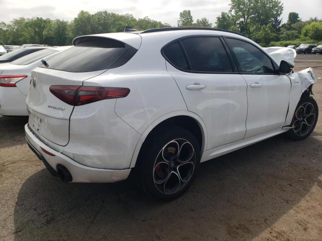 ZASPAKBN1N7D32034 - 2022 ALFA ROMEO STELVIO TI WHITE photo 3