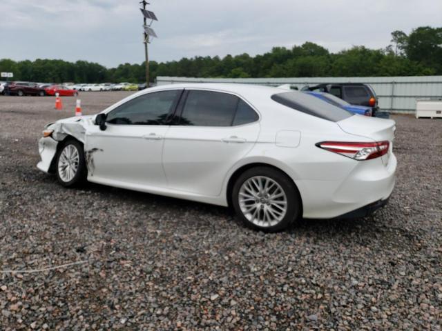 4T1F31AK4LU521125 - 2020 TOYOTA CAMRY XLE WHITE photo 2