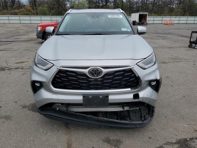 5TDGZRBH4MS541339 - 2021 TOYOTA HIGHLANDER XLE SILVER photo 5