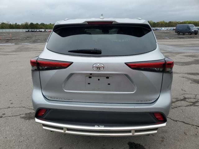 5TDGZRBH4MS541339 - 2021 TOYOTA HIGHLANDER XLE SILVER photo 6