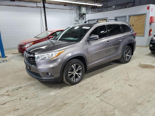 5TDJKRFH0GS500635 - 2016 TOYOTA HIGHLANDER XLE GRAY photo 1
