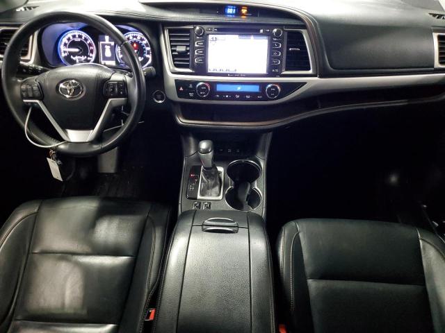 5TDJKRFH0GS500635 - 2016 TOYOTA HIGHLANDER XLE GRAY photo 8