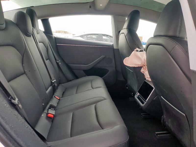 5YJ3E1EB1RF737639 - 2024 TESLA MODEL 3 白色 照片 10