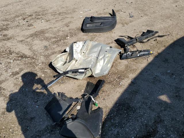 1GNKVGKD0GJ207924 - 2016 CHEVROLET TRAVERSE LT 银色 照片 13