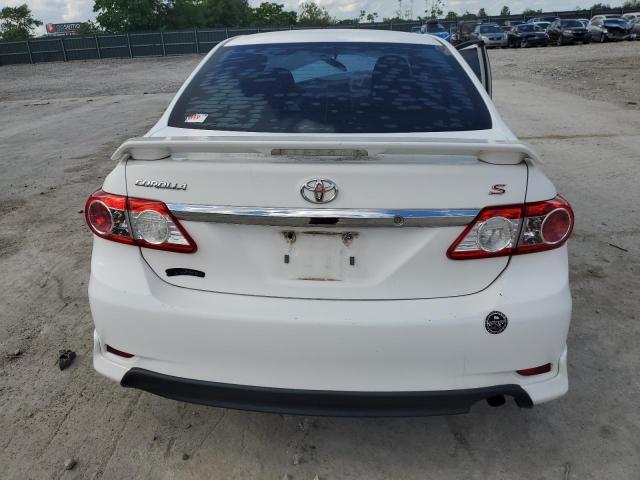2T1BUEEXBC675033 - 2011 TOYOTA COROLLA BA WHITE photo 6