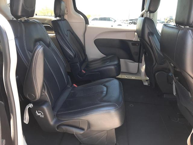 2C4RC1BG4NR150656 - 2022 CHRYSLER PACIFICA TOURING L BLACK photo 11