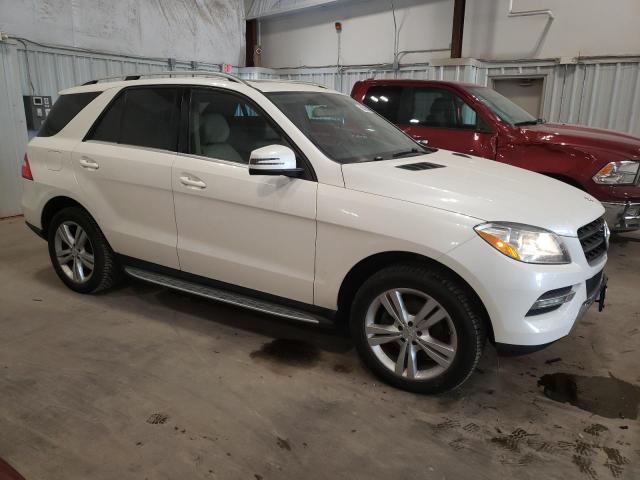 4JGDA5HB8DA121663 - 2013 MERCEDES-BENZ ML 350 4MATIC WHITE photo 4