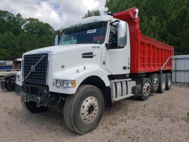 4V5K99EGXGN963235 - 2016 VOLVO VHD TWO TONE photo 2