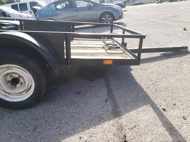 13YFS09121C084014 - 2003 UTILITY FLATBED TR BLACK photo 5