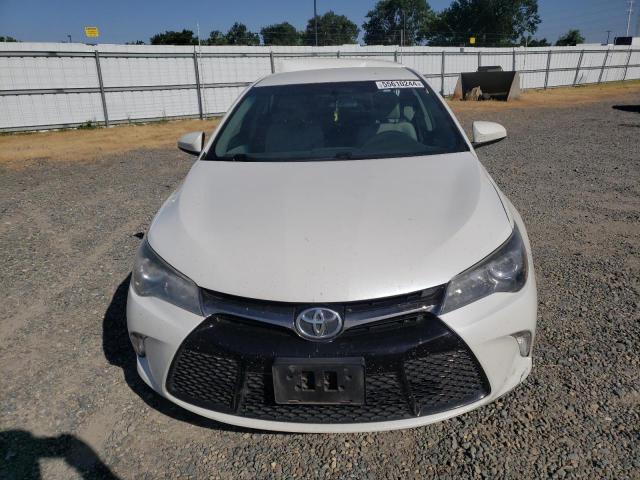 4T1BF1FK8HU411040 - 2017 TOYOTA CAMRY LE WHITE photo 5