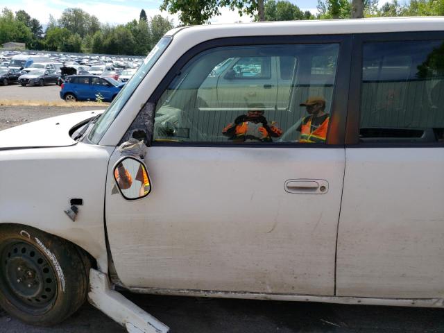 JTLKT324X64092399 - 2006 TOYOTA SCION XB 白色 照片 7
