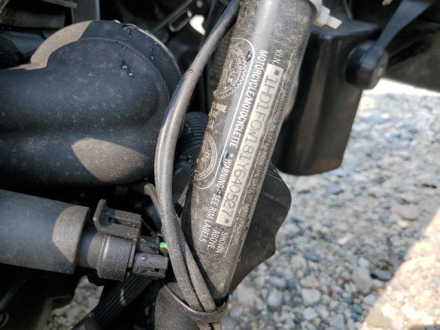 1HD1FCW181Y640527 - 2001 HARLEY-DAVIDSON FLHTCUI შავი ფოტო 10