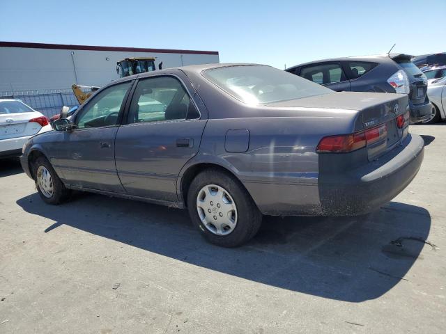 4T1BG22K1XU560879 - 1999 TOYOTA CAMRY CE GRAY photo 2