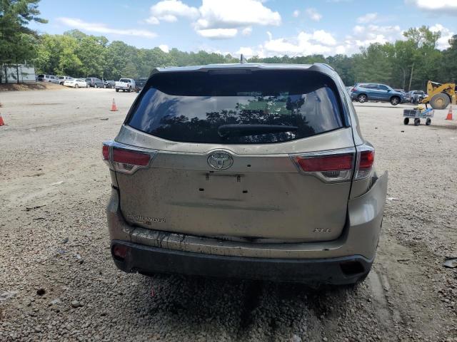 5TDKKRFH9FS045450 - 2015 TOYOTA HIGHLANDER XLE 棕色 照片 6