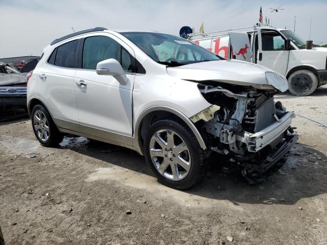 KL4CJCSB0HB240198 - 2017 BUICK ENCORE ESSENCE WHITE photo 4