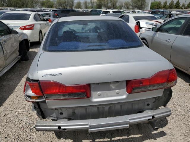 1HGCF86641A041721 - 2001 HONDA ACCORD VALUE SILVER photo 6