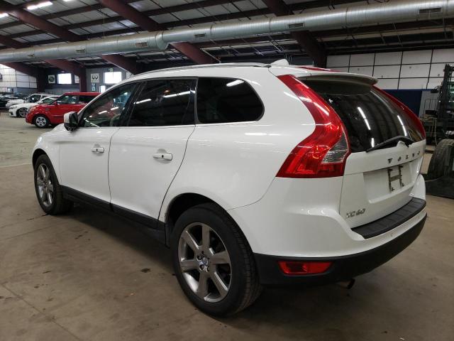 YV4952DL3D2388678 - 2013 VOLVO XC60 3.2 WHITE photo 2