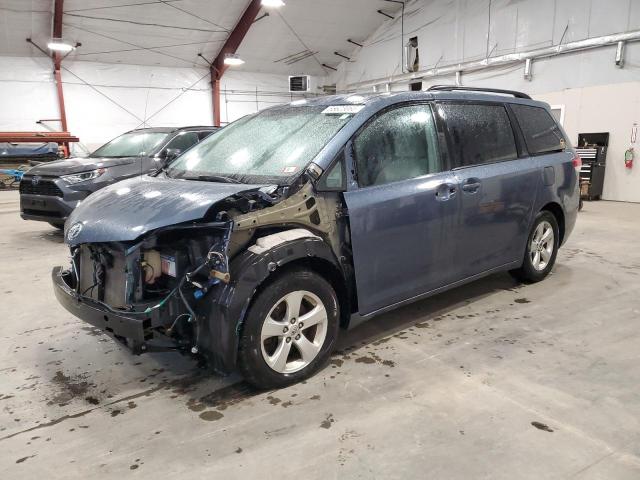 2014 TOYOTA SIENNA LE, 