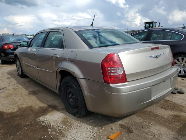 2C3KA43R88H165975 - 2008 CHRYSLER 300 LX GOLD photo 2