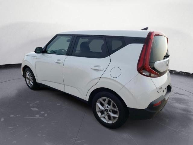 KNDJ23AU0M7772769 - 2021 KIA SOUL LX WHITE photo 2