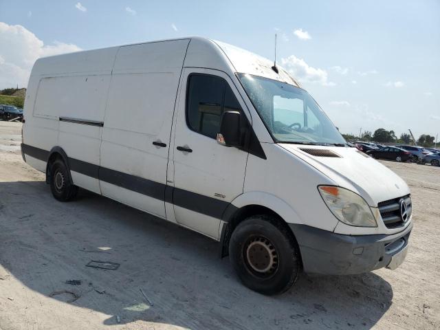 WD3PE8CC8C5649907 - 2012 MERCEDES-BENZ SPRINTER 2500 WHITE photo 4