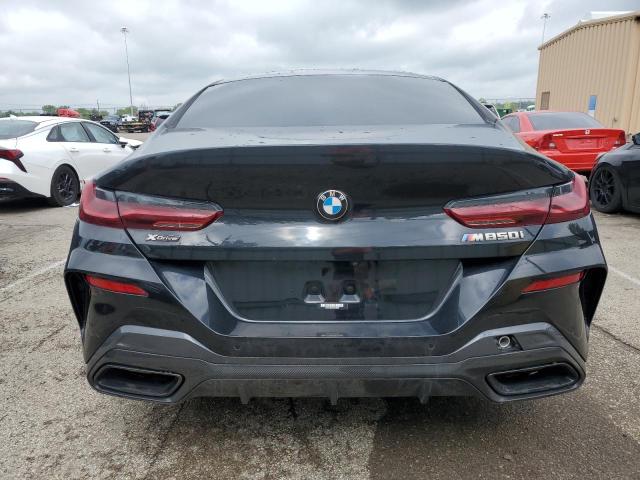 WBAGV8C02NCK08667 - 2022 BMW M850XI BLACK photo 6