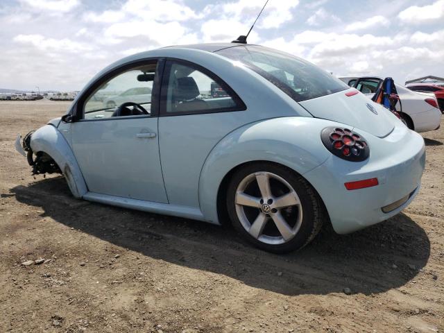 3VWPG3AG4AM015796 - 2010 VOLKSWAGEN NEW BEETLE BLUE photo 2
