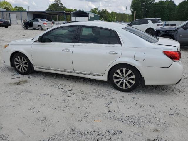 4T1BK3DB8BU393673 - 2011 TOYOTA AVALON BASE WHITE photo 2