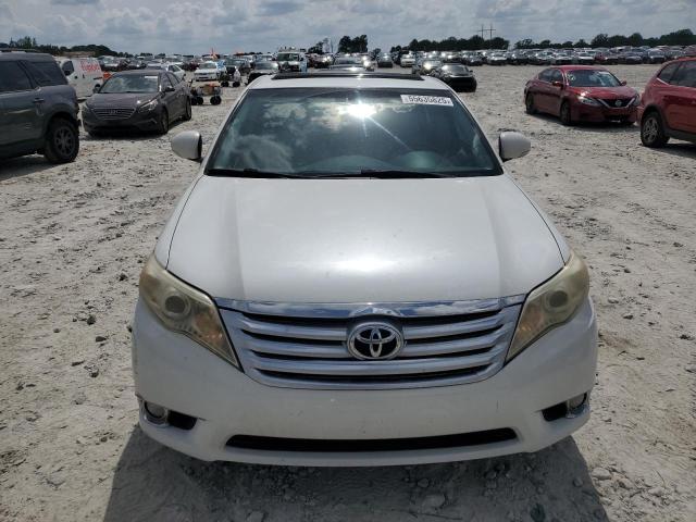 4T1BK3DB8BU393673 - 2011 TOYOTA AVALON BASE WHITE photo 5