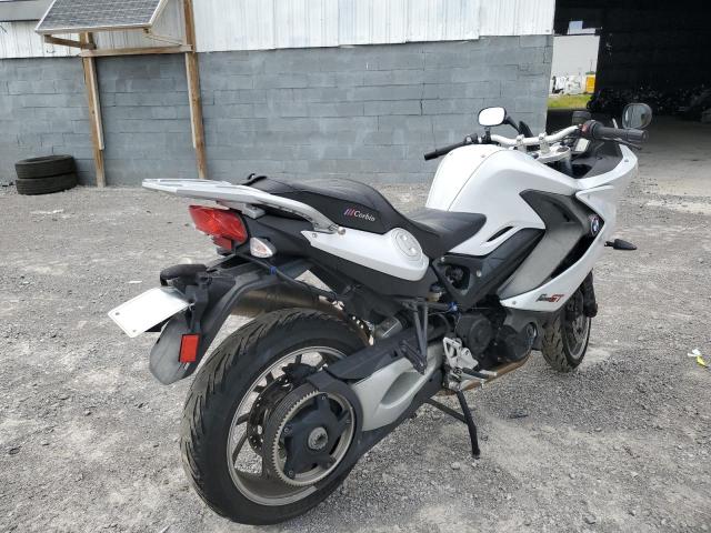 WB10B1302DZF86942 - 2013 BMW F800 GT WHITE photo 4