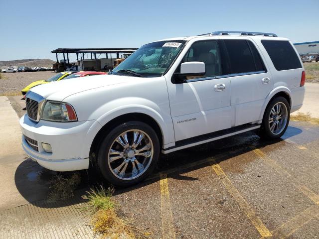 2005 LINCOLN NAVIGATOR, 