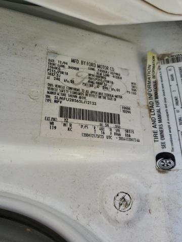 5LMFU28565LJ12133 - 2005 LINCOLN NAVIGATOR თეთრი ფოტო 12