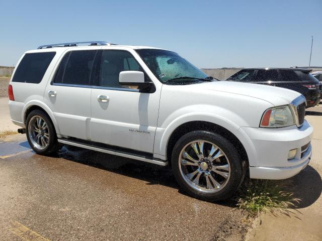 5LMFU28565LJ12133 - 2005 LINCOLN NAVIGATOR თეთრი ფოტო 4