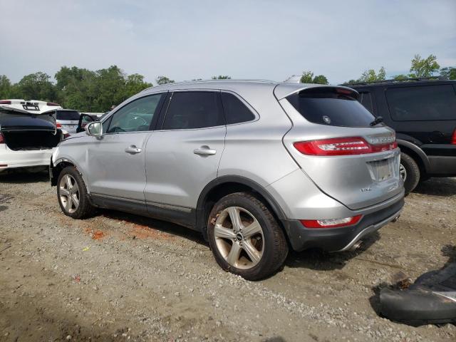 5LMCJ1C96HUL36114 - 2017 LINCOLN MKC PREMIERE SILVER photo 2