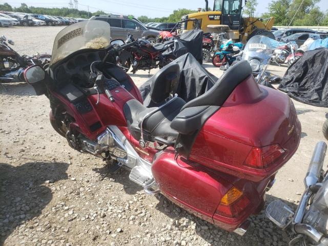 1HFSC47023A204624 - 2003 HONDA GL1800 RED photo 3